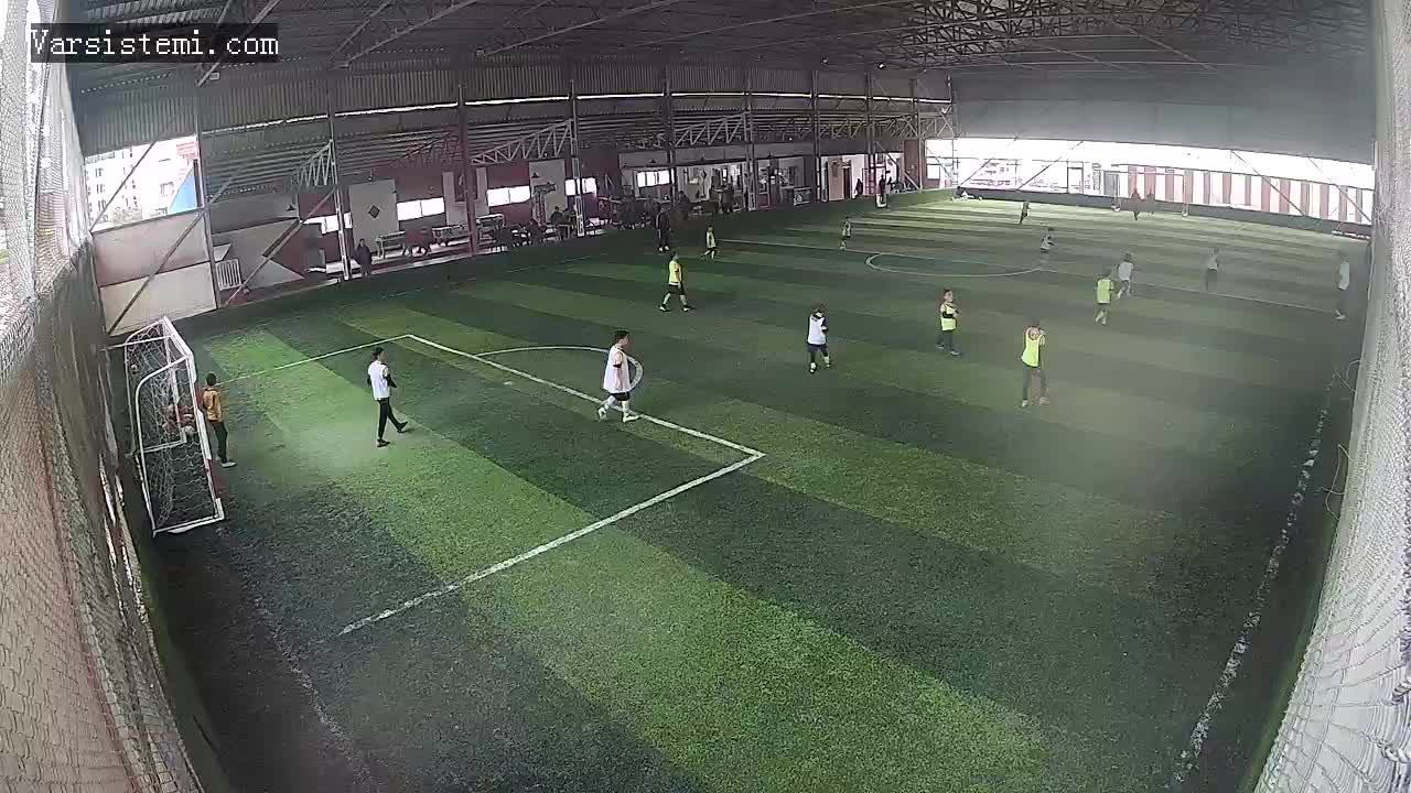 Doruk halı saha gol
