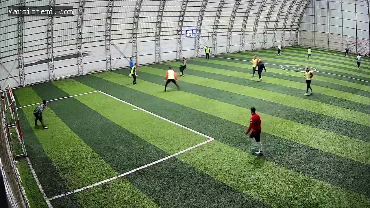 E. T. halı saha gol