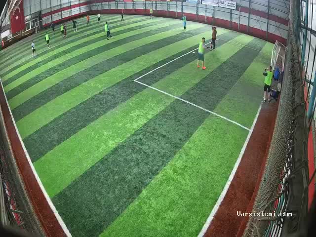 C halı saha gol