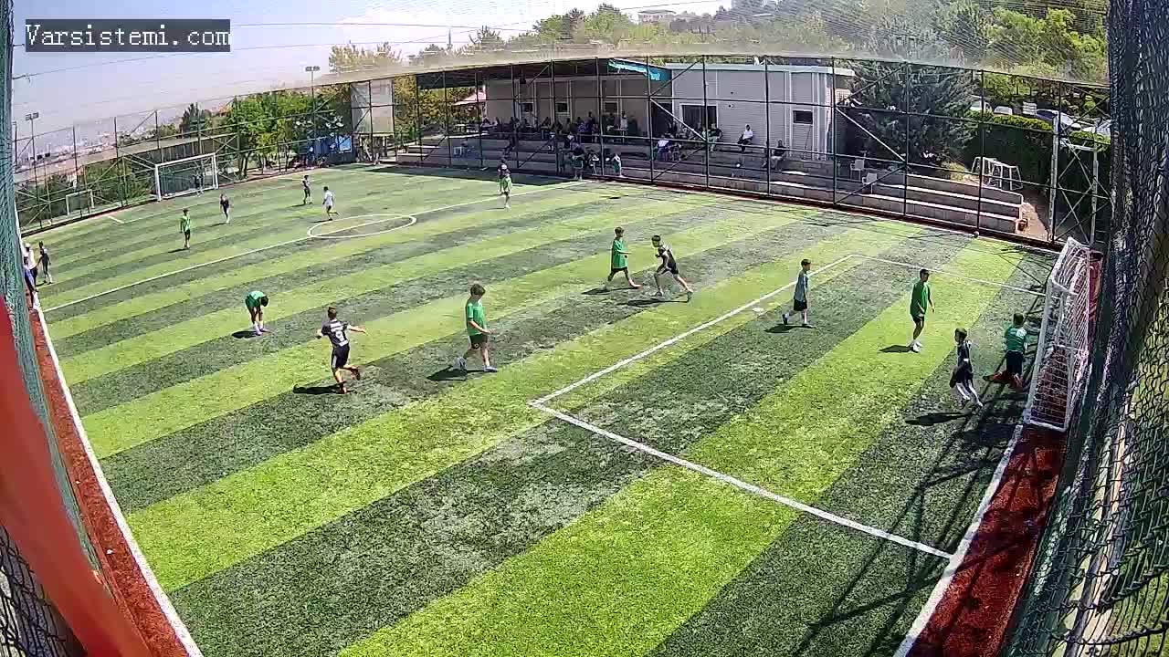 Şerefcan halı saha gol