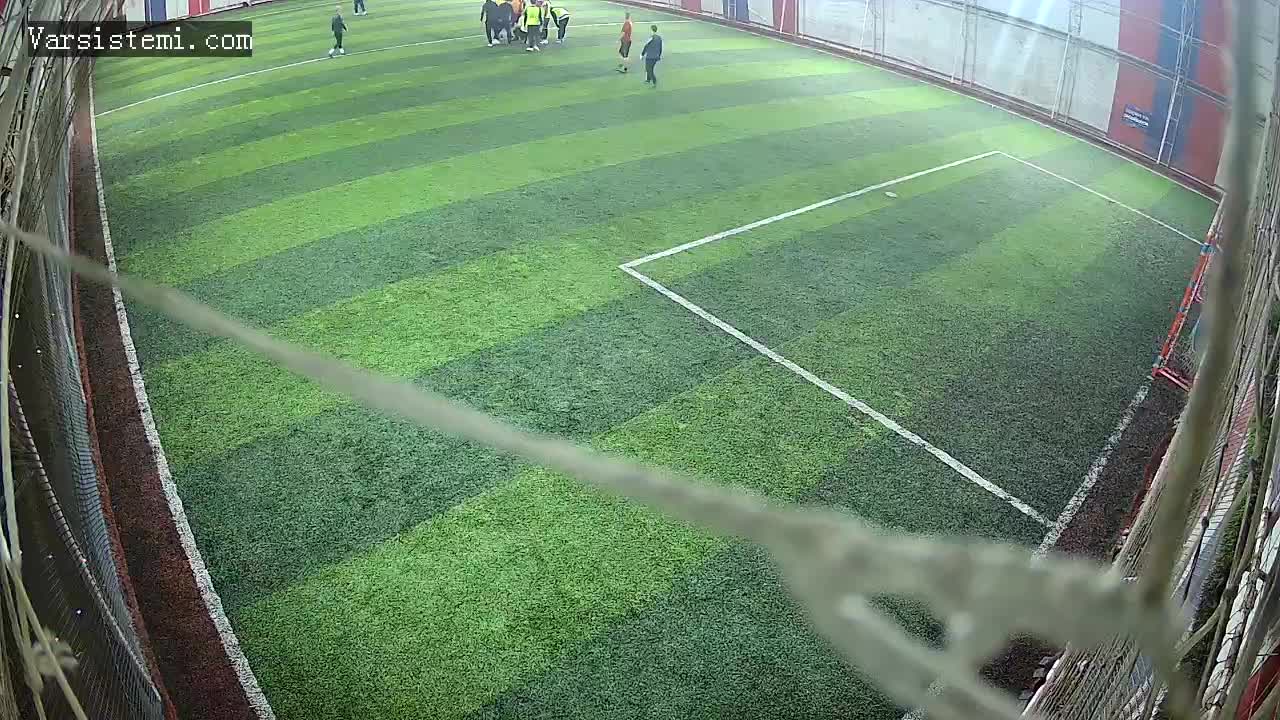 skt2 halı saha gol