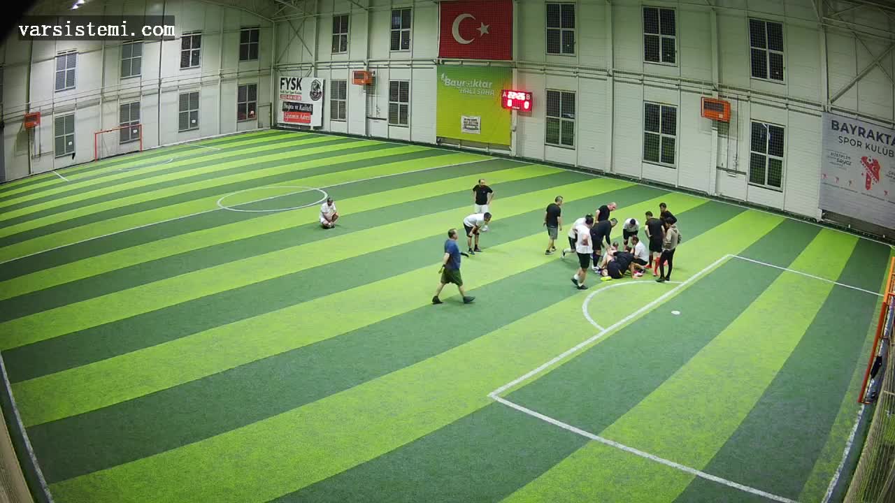 Aaa bbb halı saha gol