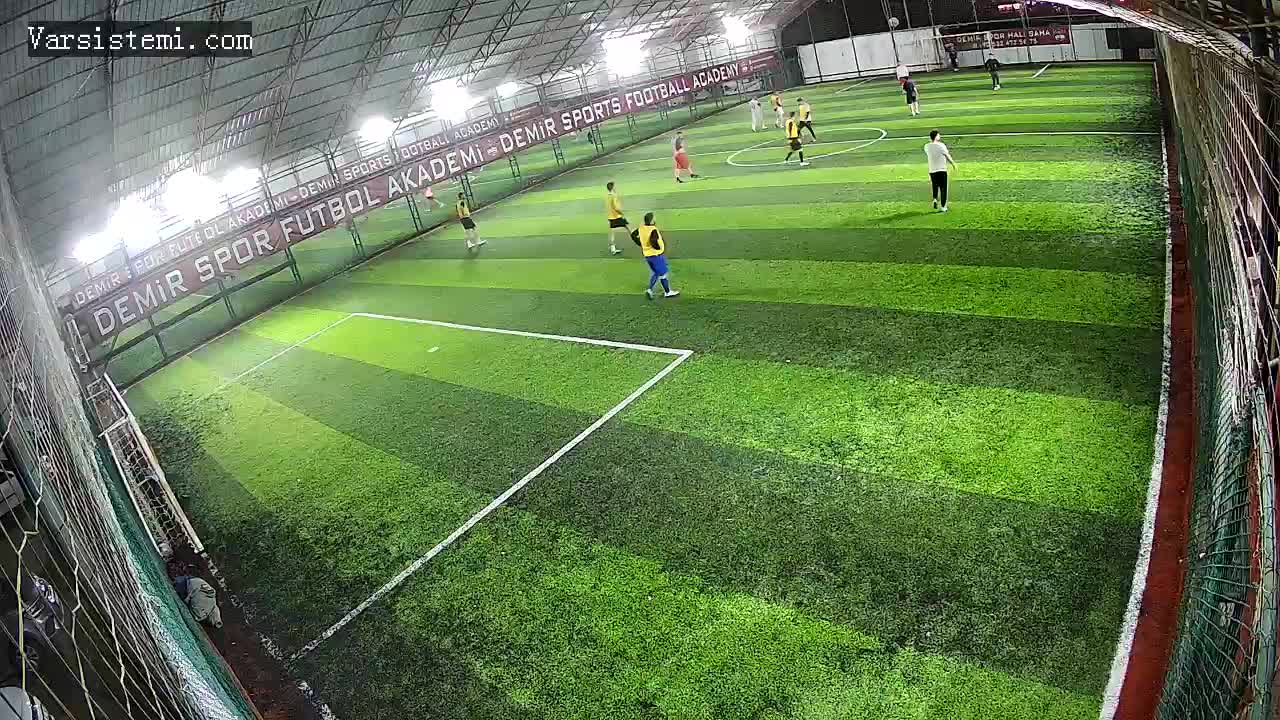 Tony Klyn halı saha gol