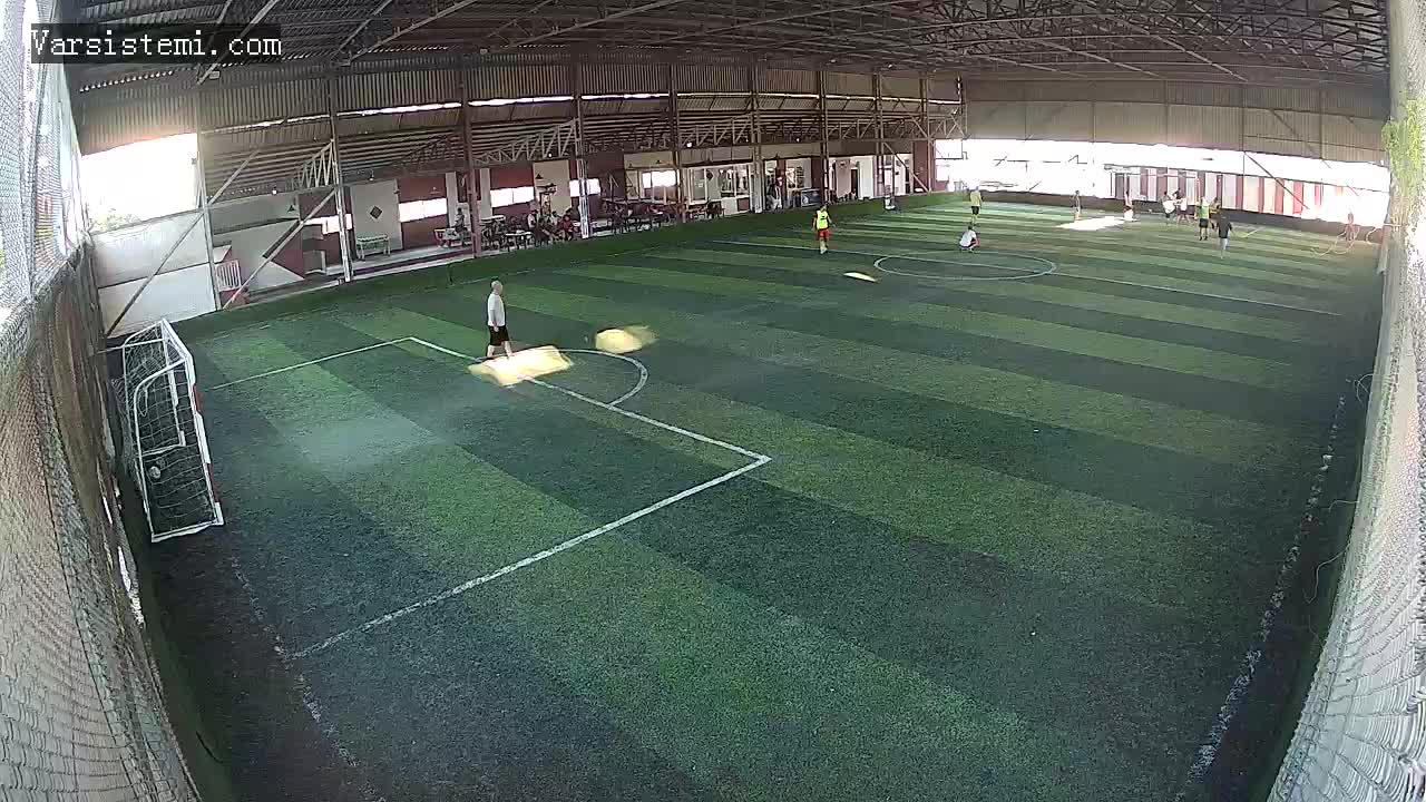 Yılmaz halı saha gol