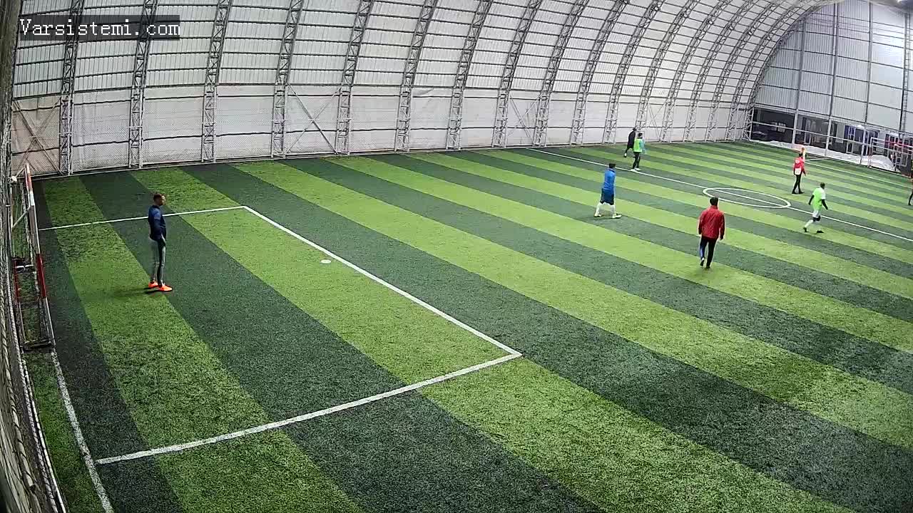 E. T. halı saha gol