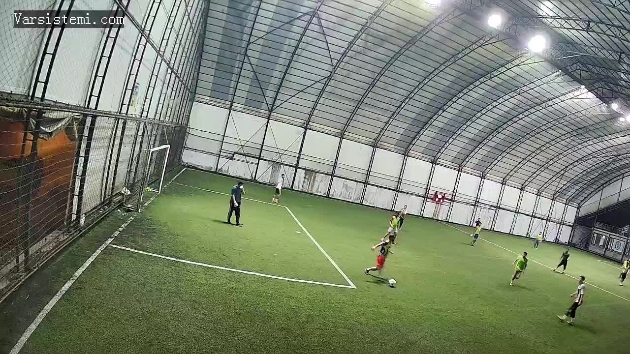 Ravshan halı saha gol