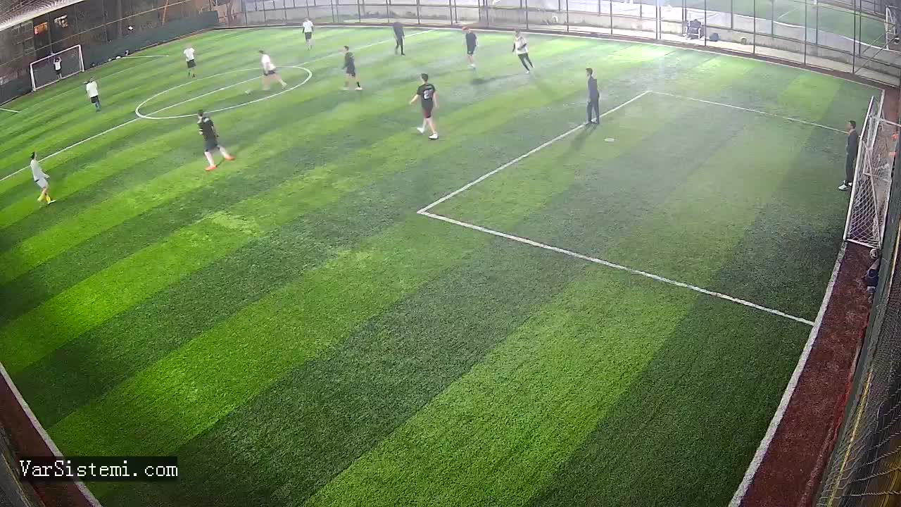 kjhkkju halı saha gol