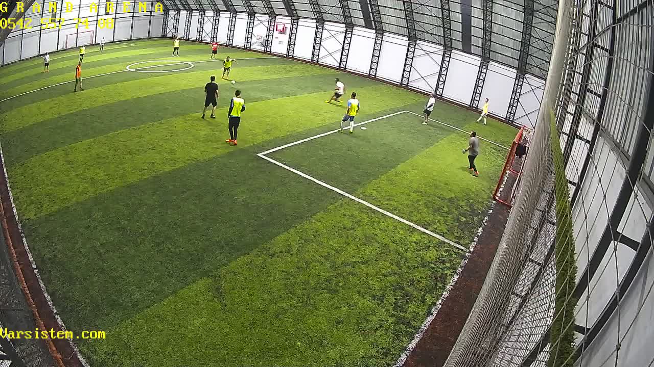 Emrah halı saha gol
