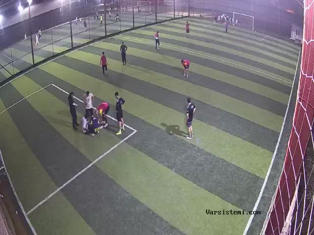 Dört halı saha gol