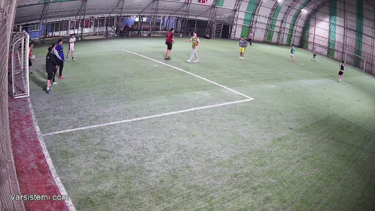 Osman halı saha gol
