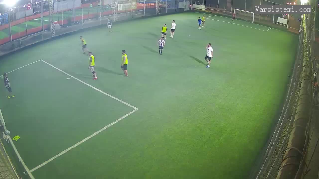Yaman halı saha gol